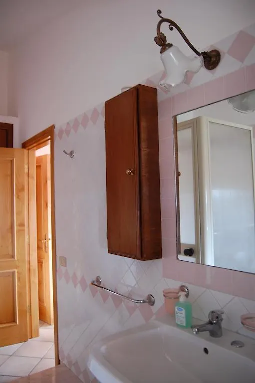 Cinisi 89 B&B 3*,